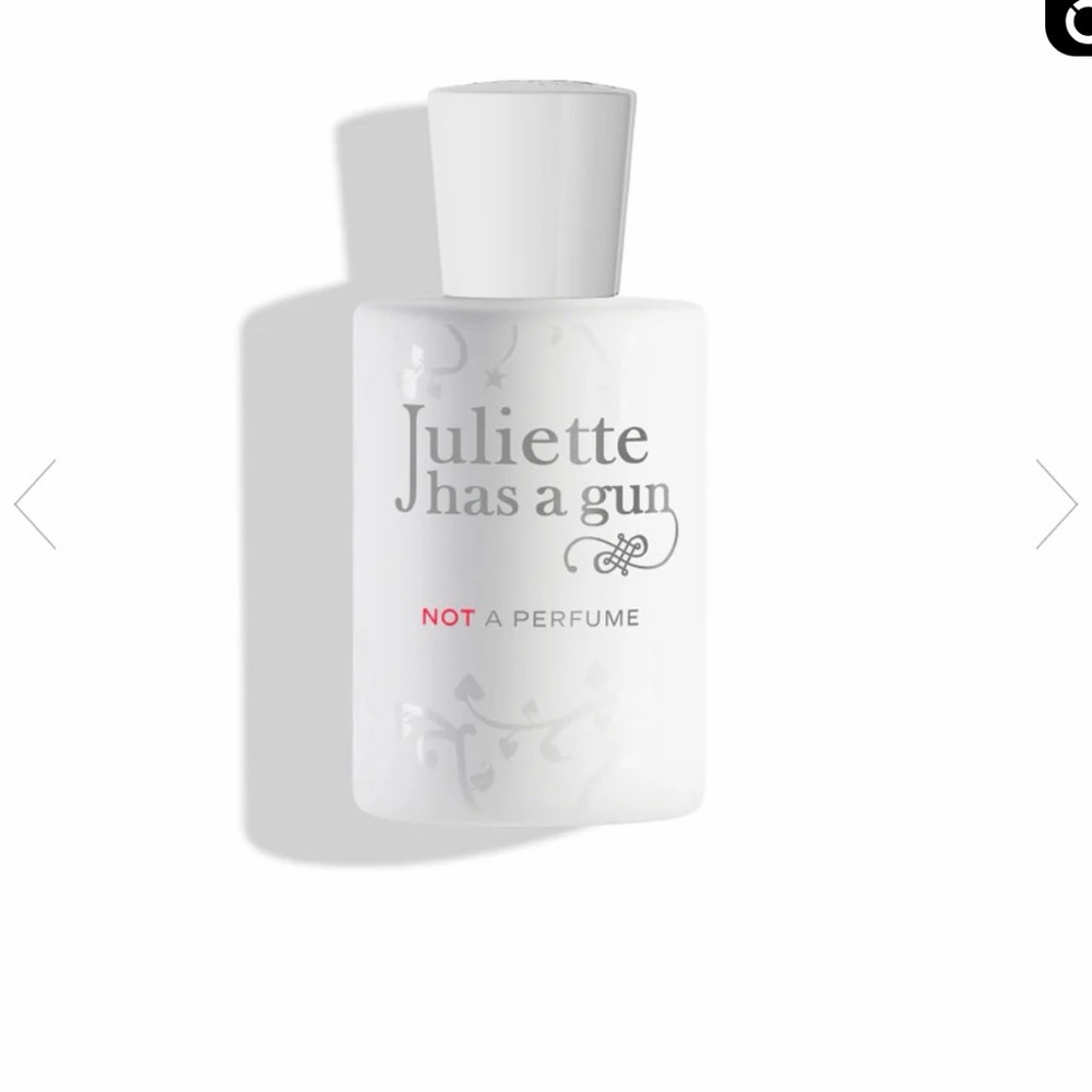 Juliette has a gun
